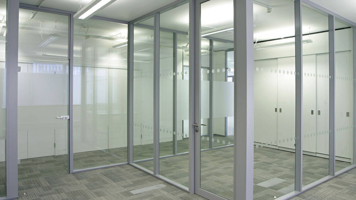 aluminum partition in dubai from www.otrix.ae