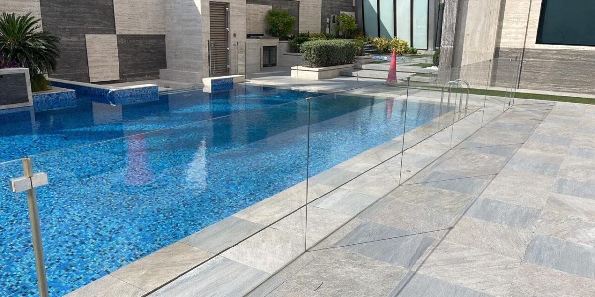 pool glass railing in Dubai from www.otrix.ae